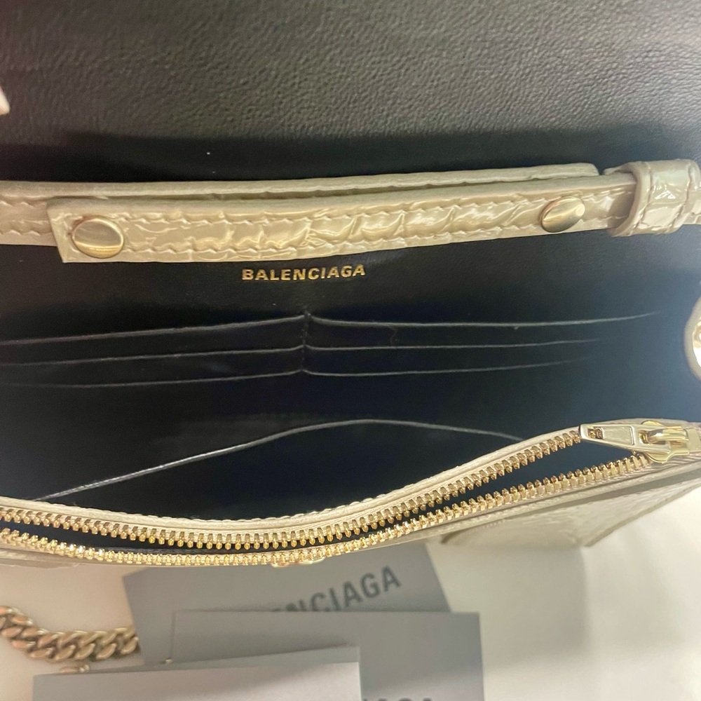 Balenciaga Gold Crush XS Chain Bag - Picture 14 of 15